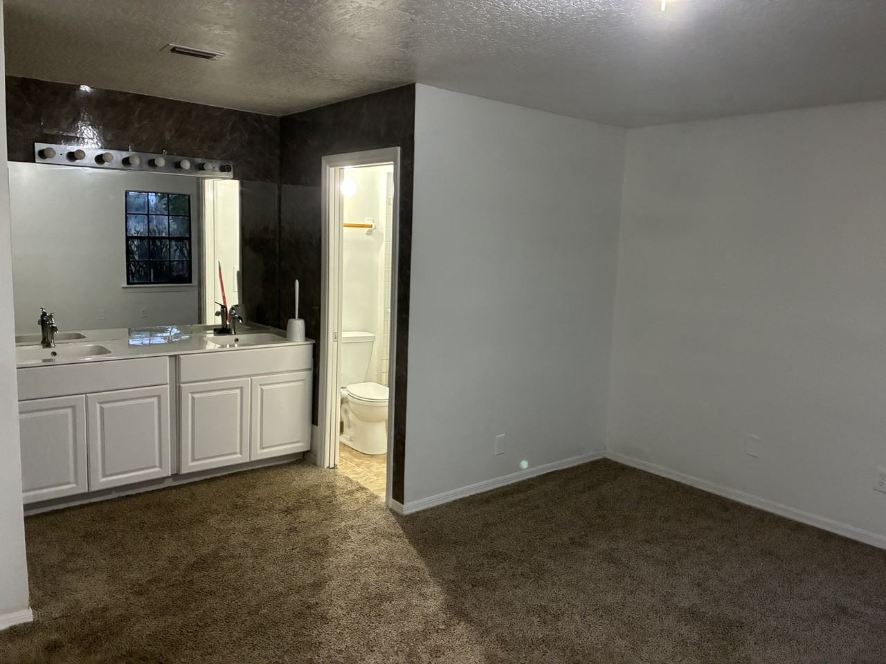 1431 Glencove Ave Nw #NA - Photo 3 of 12