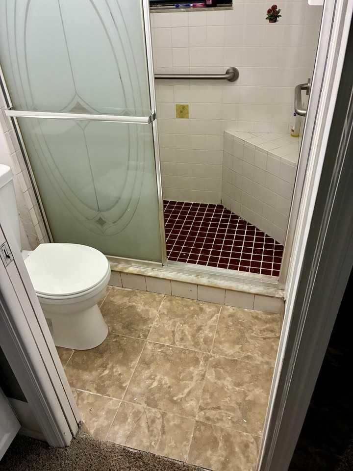 1431 Glencove Ave Nw #NA - Photo 5 of 12