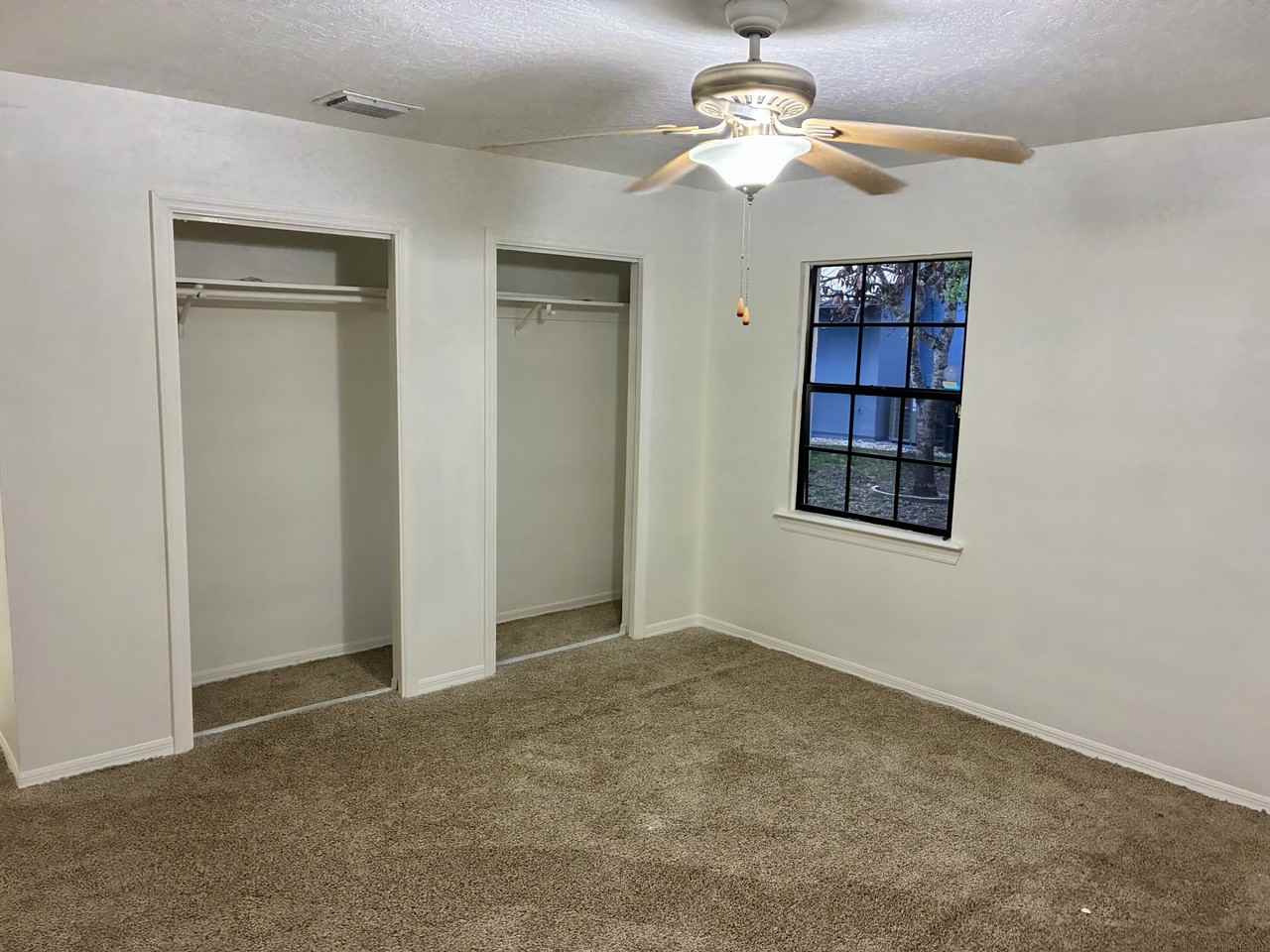 1431 Glencove Ave Nw #NA - Photo 7 of 12