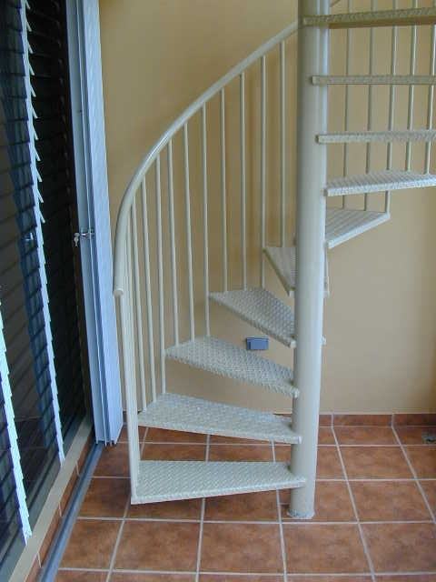 La Costa Apts. #M7 - Photo 2 of 14