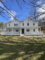 featured image of 11 Tow Path Rd #1