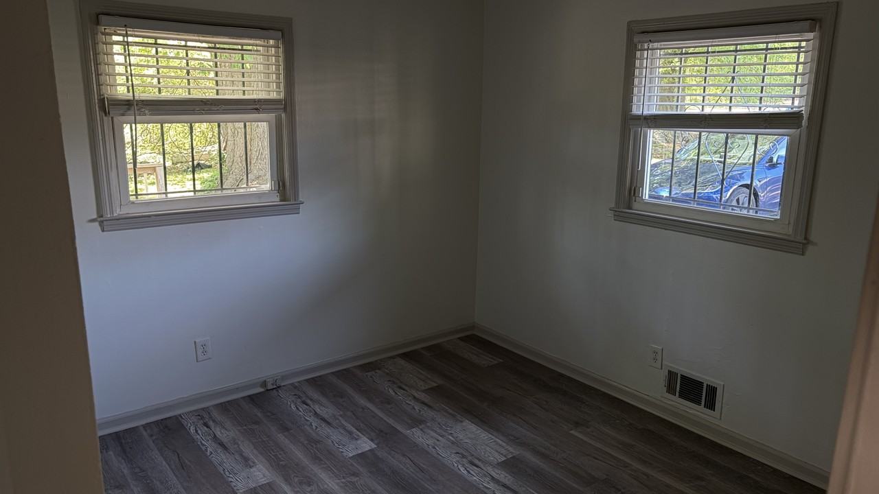 1863 Old Alabama Rd #B - Photo 6 of 13