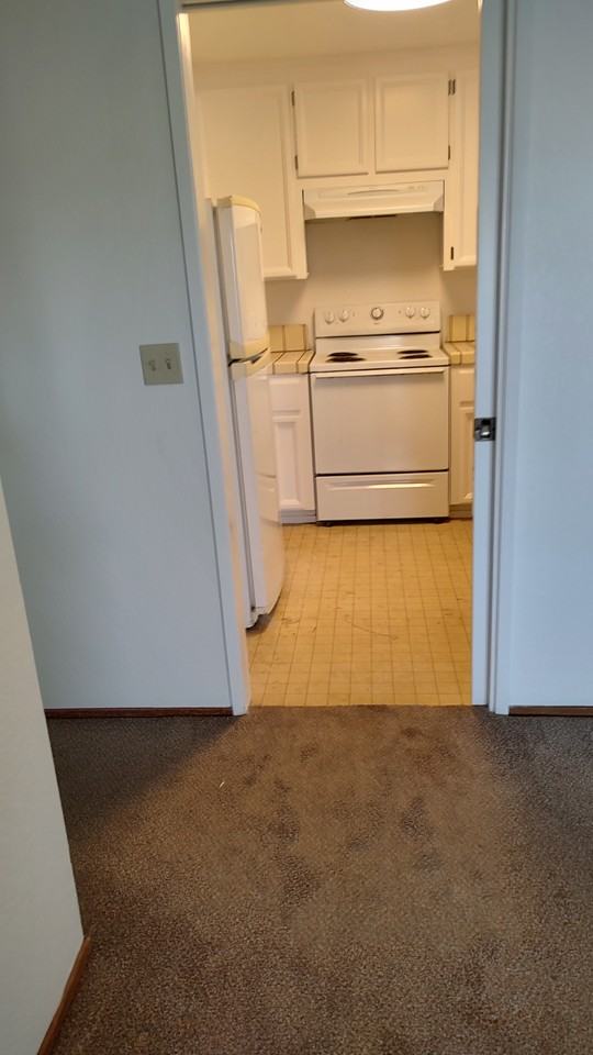 2512 La Terrace Cir #NONE - Photo 3 of 32