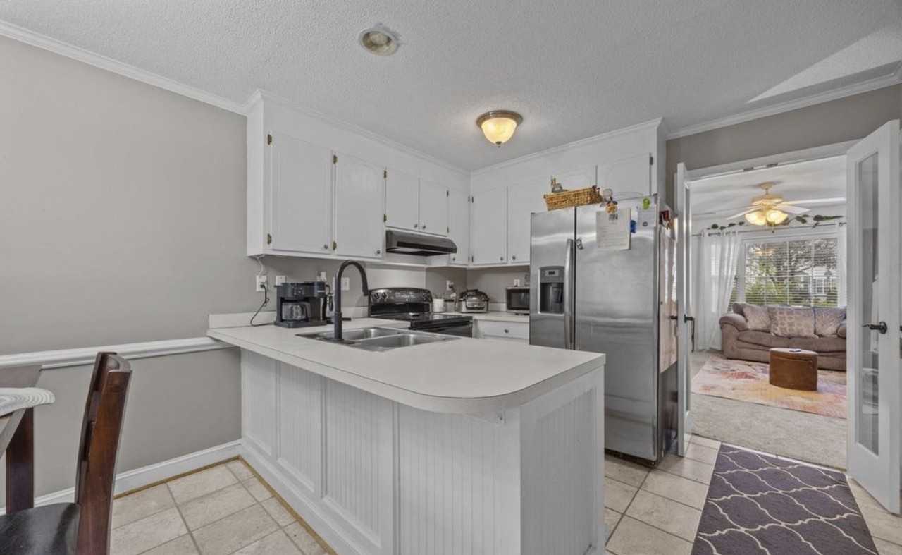 3917 Sterling Pointe Dr #NA - Photo 2 of 14