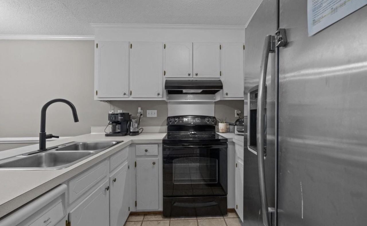 3917 Sterling Pointe Dr #NA - Photo 7 of 14