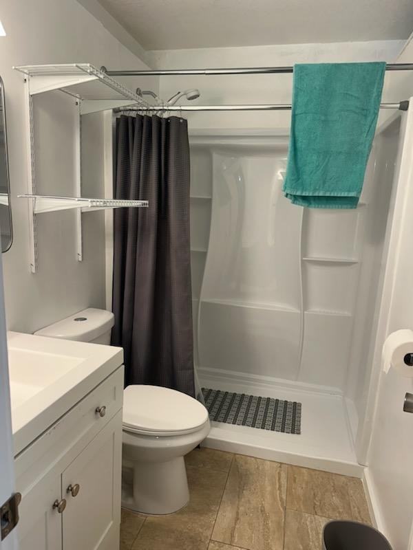 2121 N Hastings St #NA - Photo 3 of 8