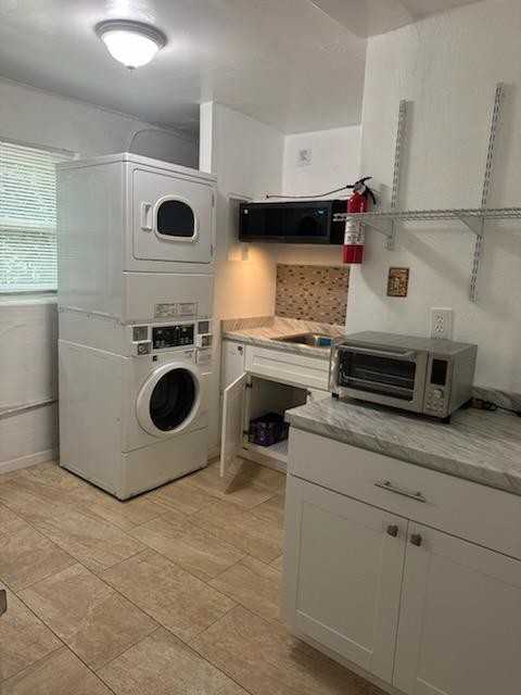 2121 N Hastings St #NA - Photo 7 of 8