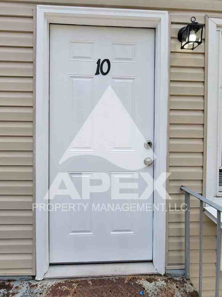 2218 Payne Ave #10 - Photo 6 of 13