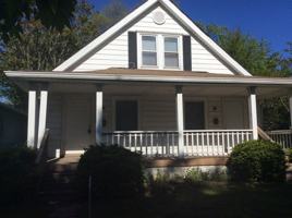 featured image of 910 N Ewing St