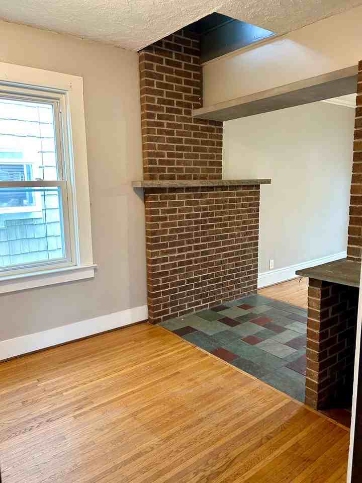 59 Gold St - Photo 5 of 18