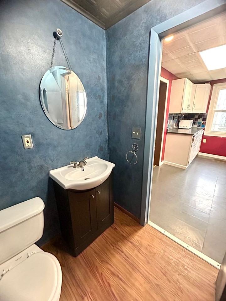 59 Gold St - Photo 7 of 18