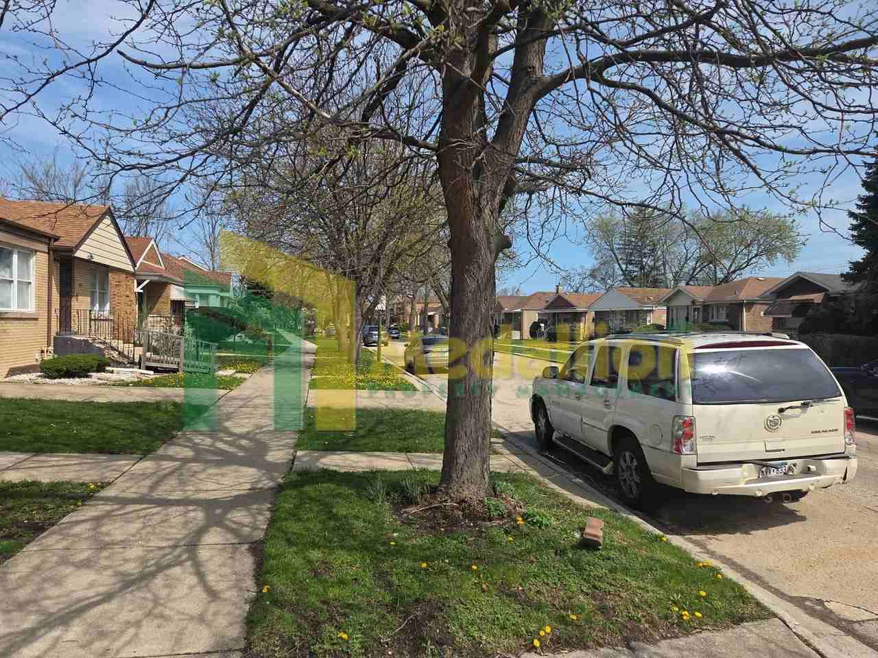 11004 S Eberhart Ave - Photo 3 of 28