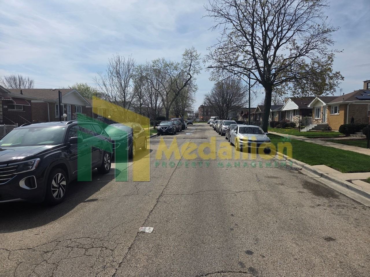 11004 S Eberhart Ave - Photo 5 of 28