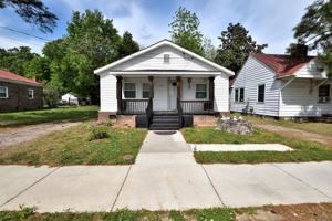 featured image of 626 Woodland Ave