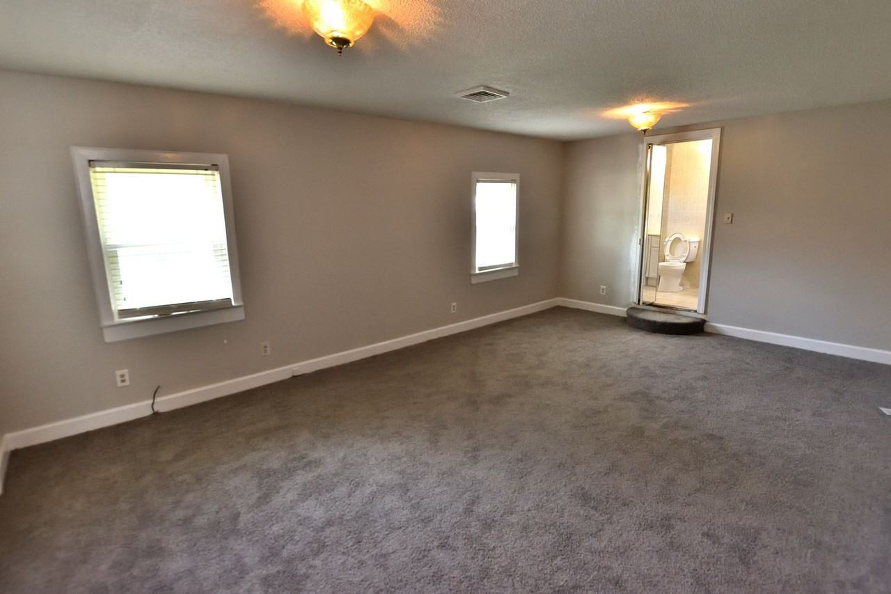 626 Woodland Ave - Photo 6 of 16