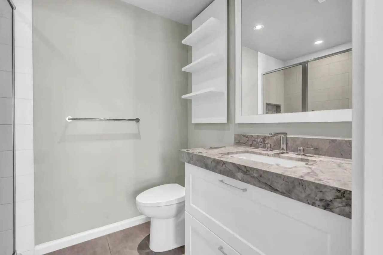 520 Como Lake Ave - Photo 5 of 9