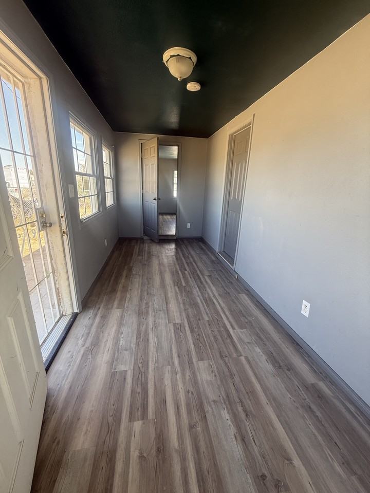 26848 Jessie St #NA - Photo 2 of 11