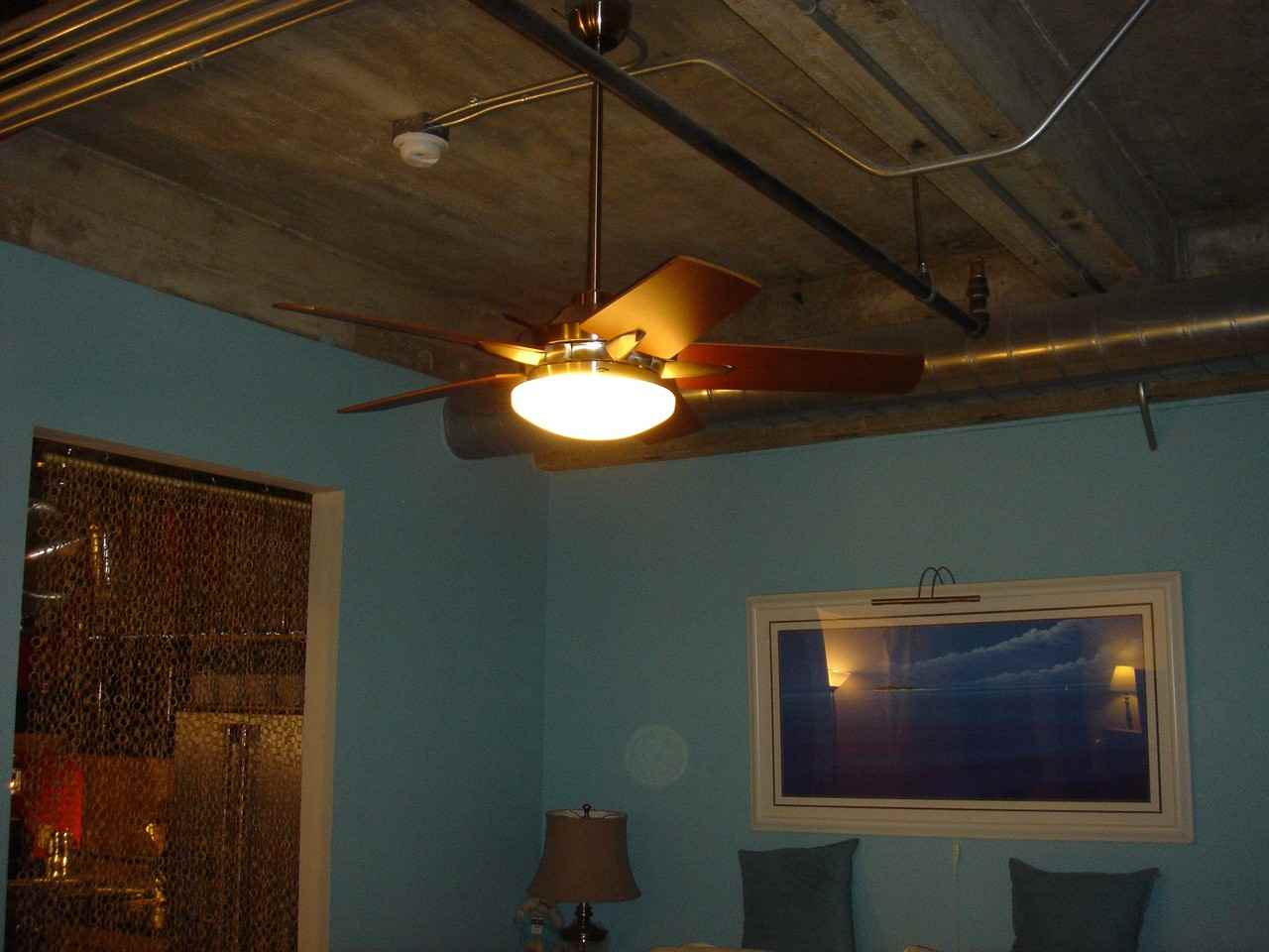 835 Locust Ave #114 - Photo 5 of 23