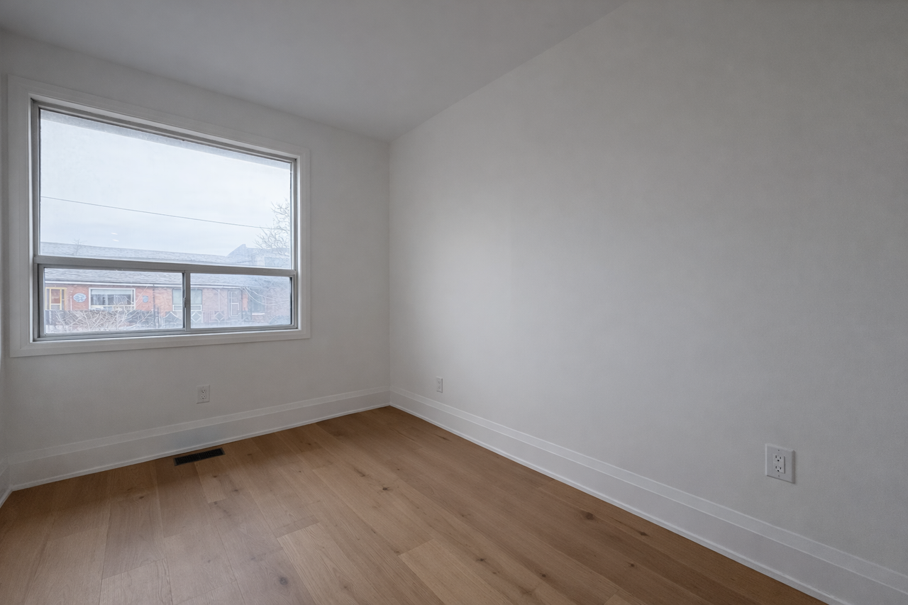 199 Lisgar Street #3 - Photo 5 of 10