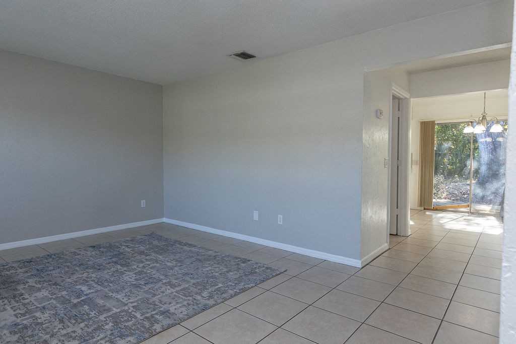 1516 S Boundary St #1 - Photo 3 of 13