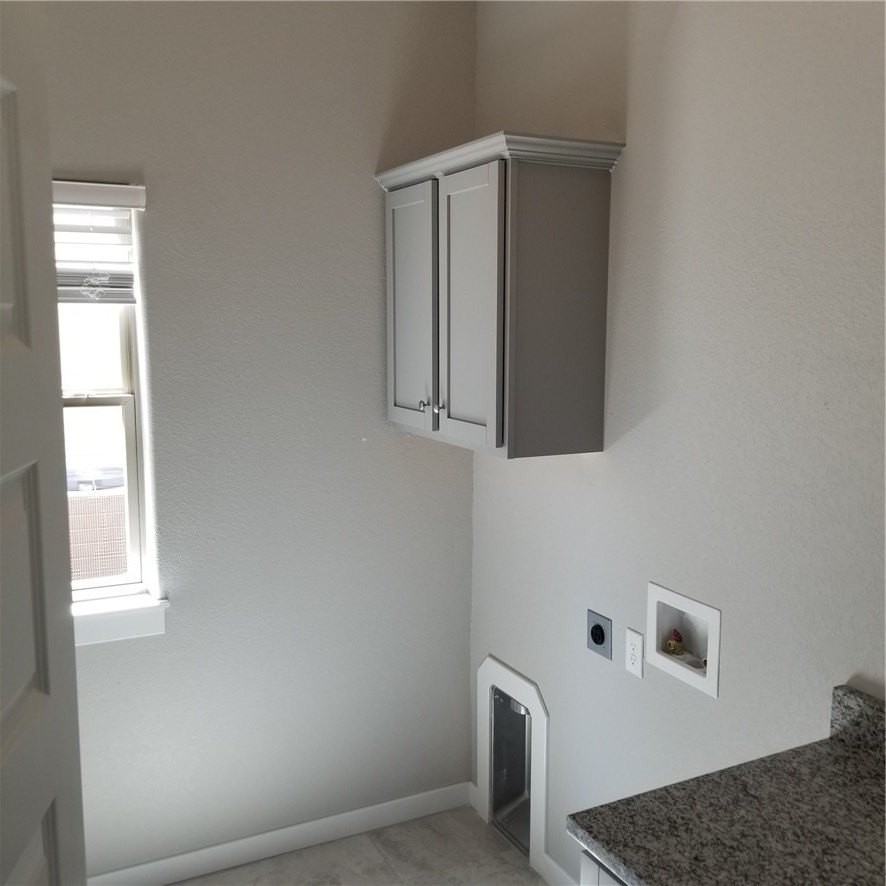 2383 W Houston St - Photo 6 of 15