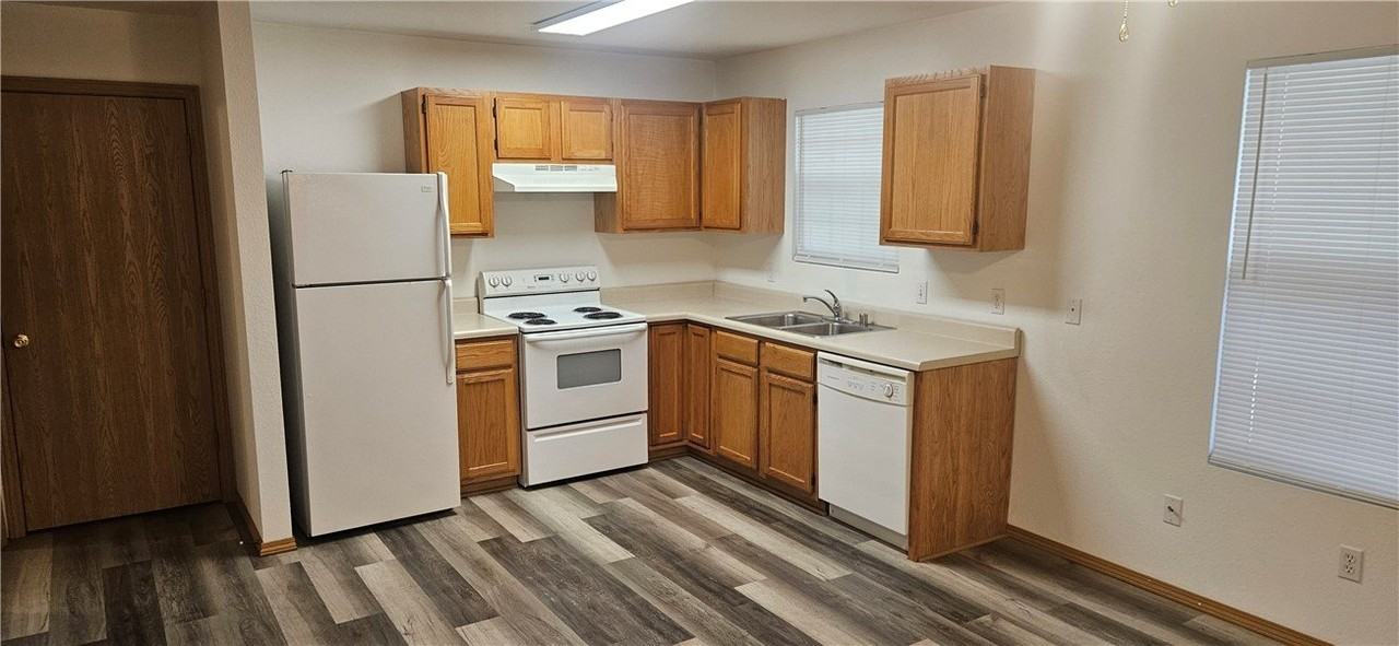 1983 S Razorback Rd #3 - Photo 3 of 11