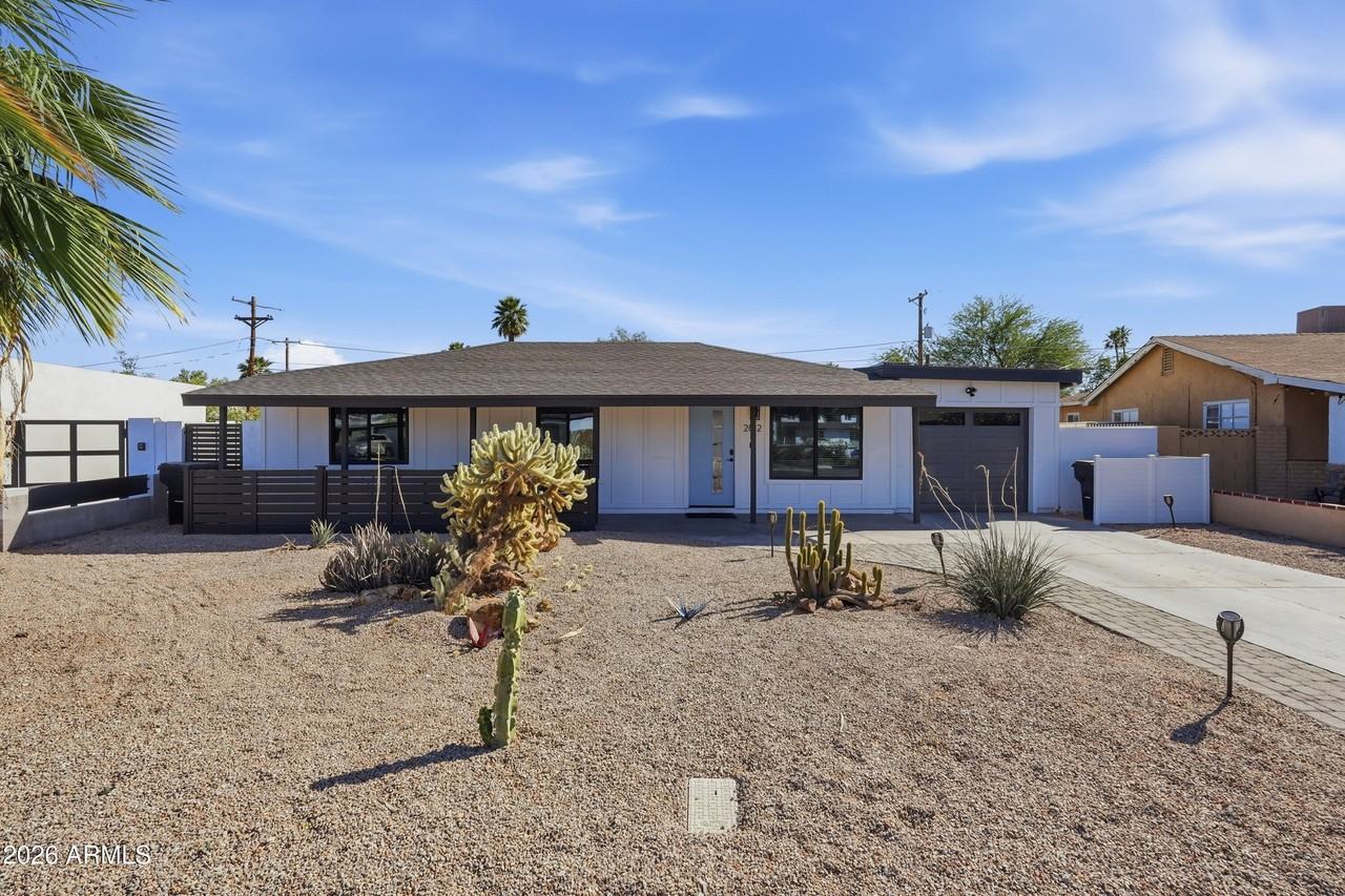 2812 N 71st Pl - Photo 2 of 50