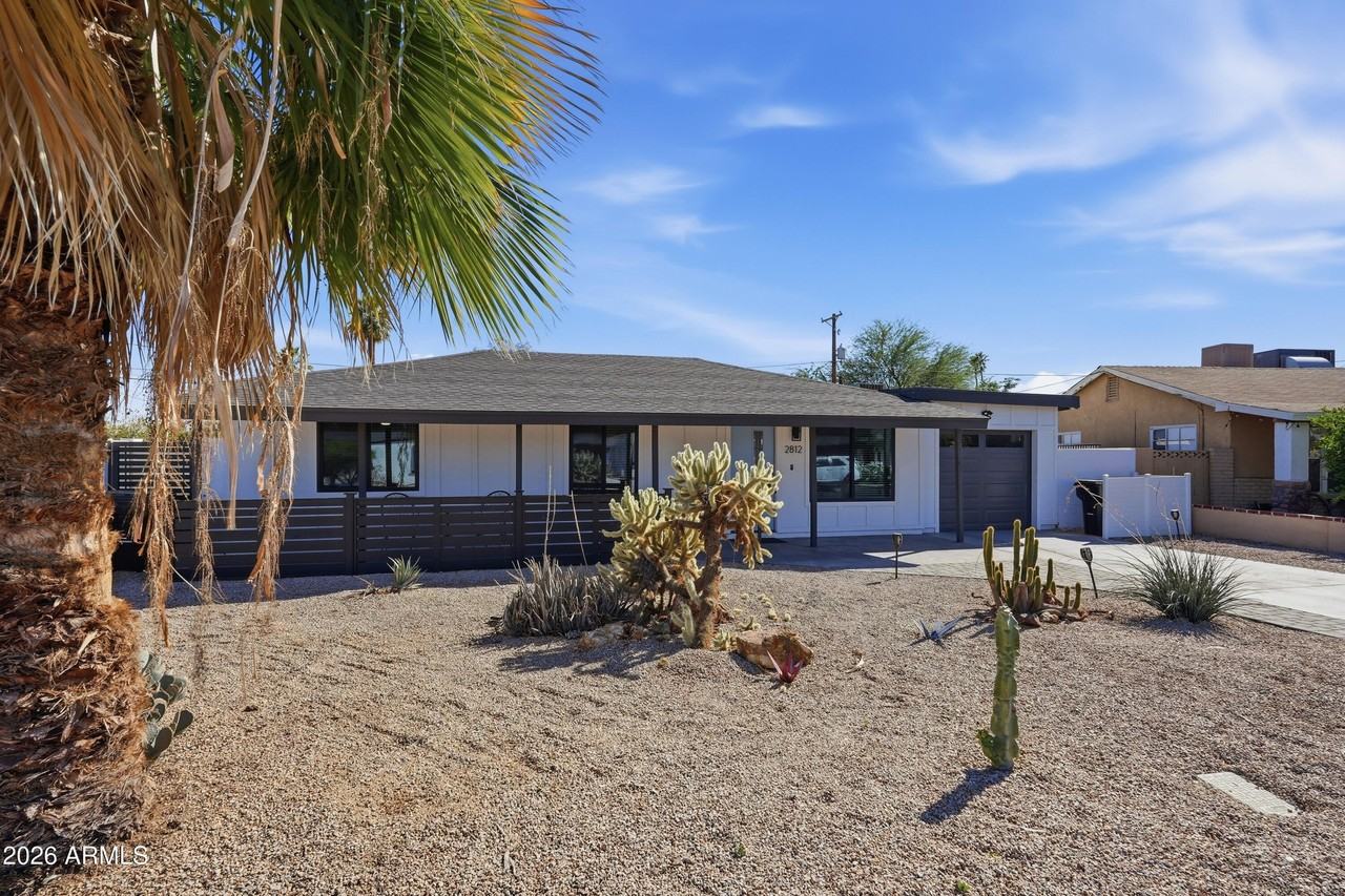 2812 N 71st Pl - Photo 4 of 50