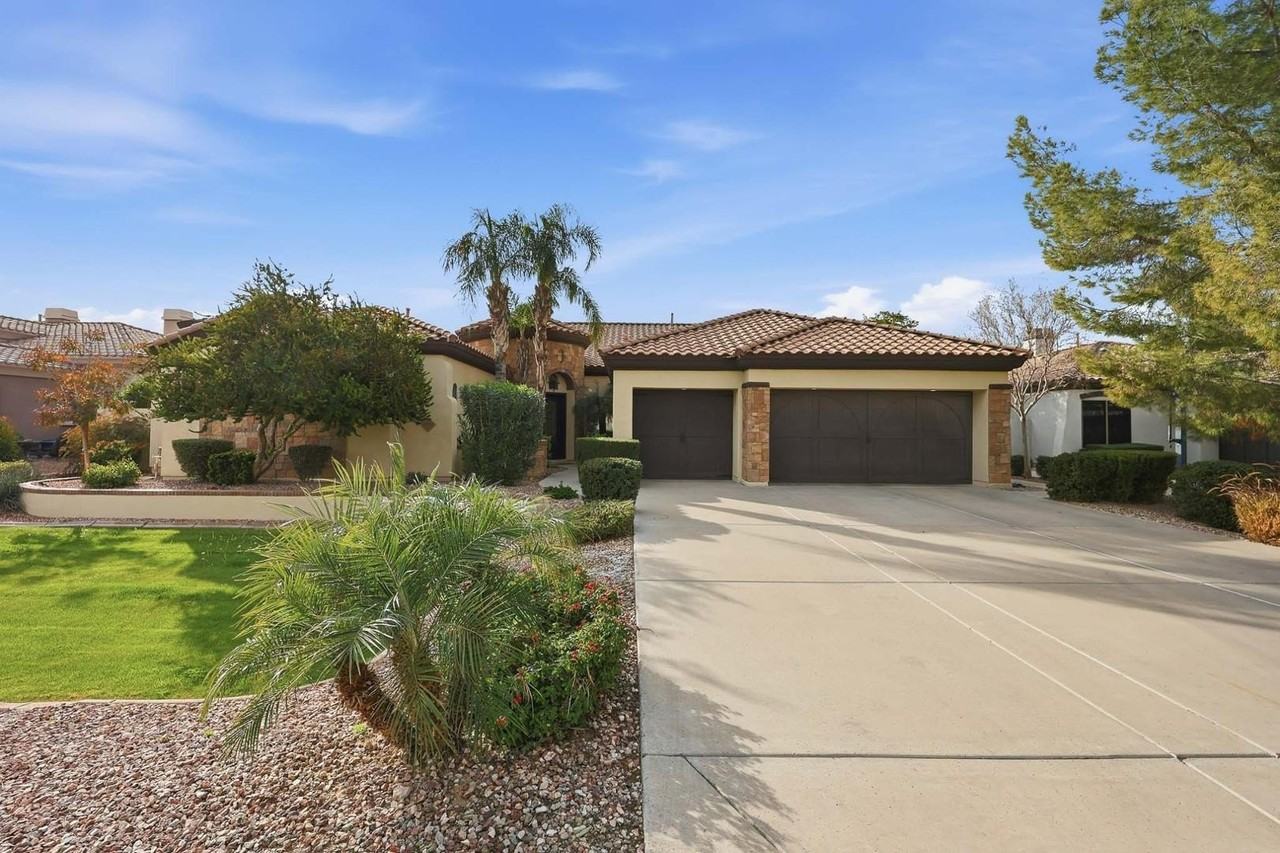 6570 S Bogle Ave - Photo 2 of 50