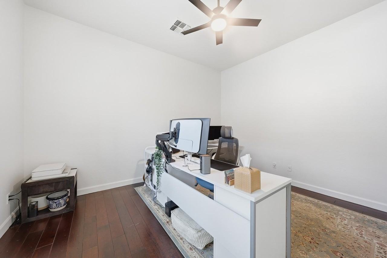 6570 S Bogle Ave - Photo 6 of 50