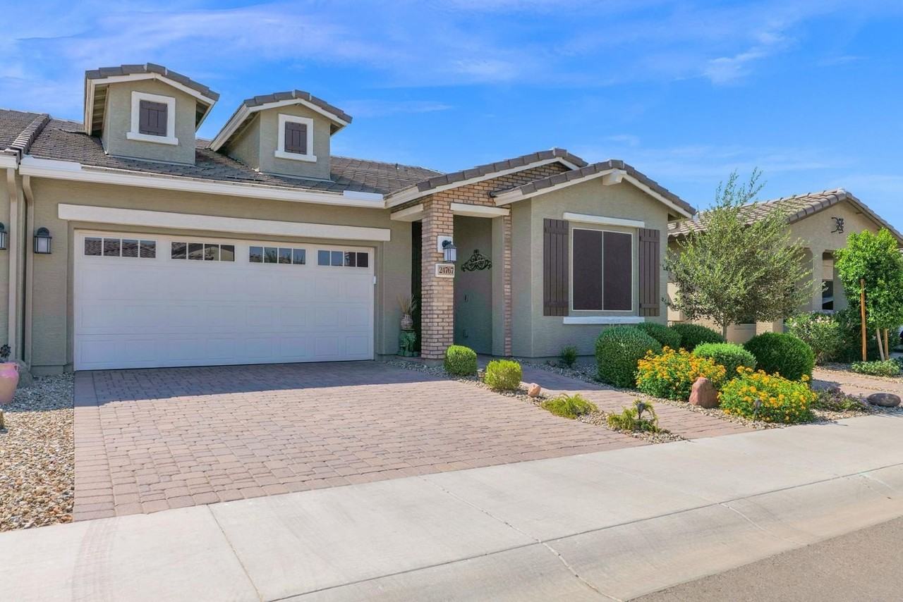 24767 N 171st Dr - Photo 3 of 34