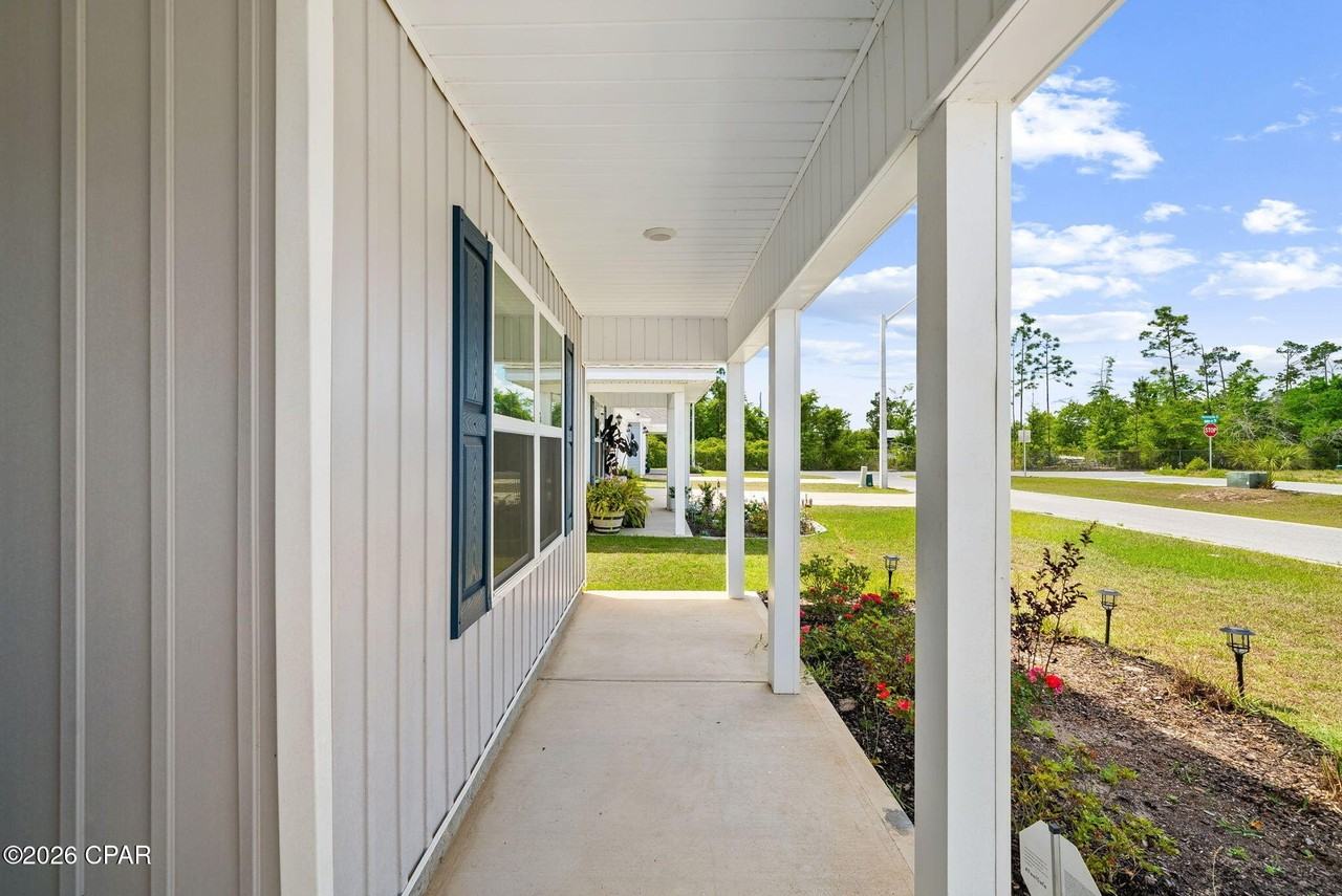 7504 Delancey St - Photo 4 of 29