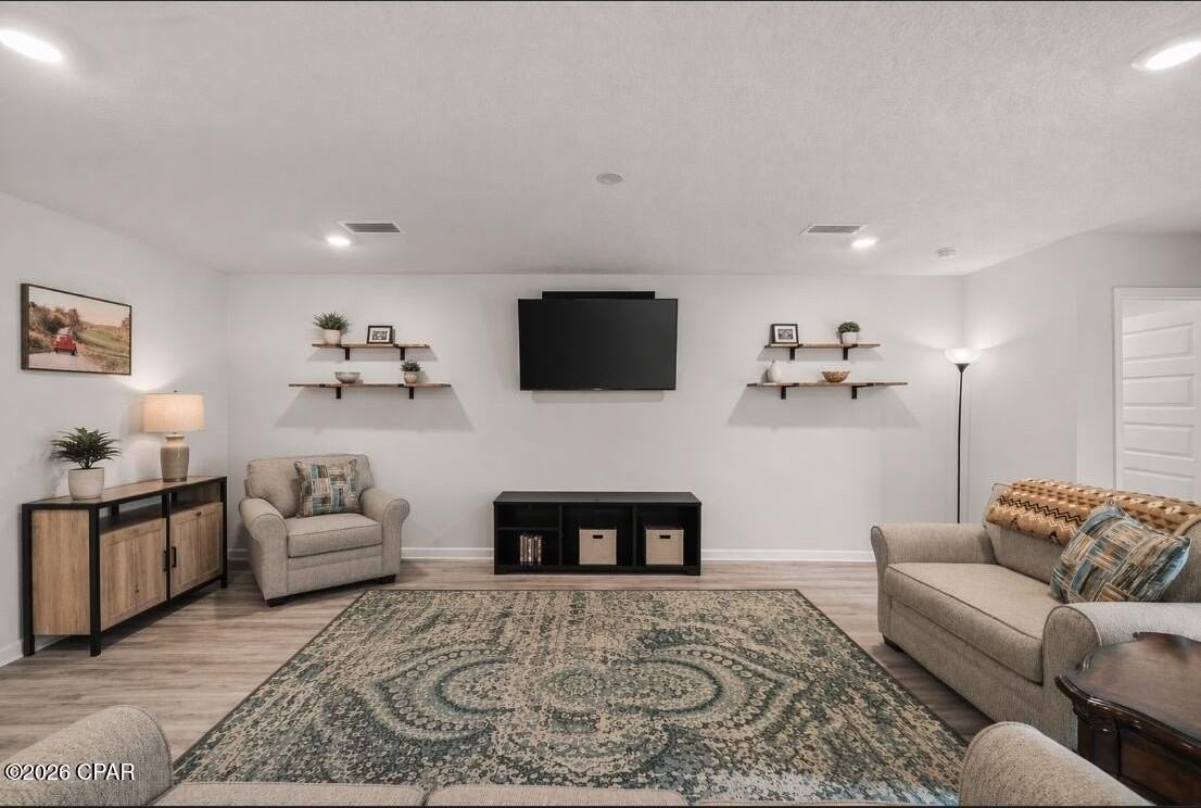 7504 Delancey St - Photo 7 of 29