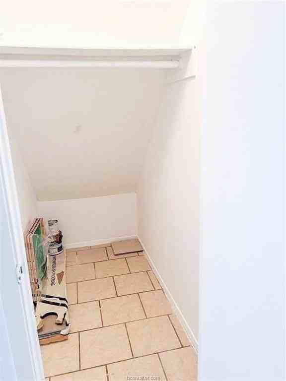 2402 Blanco Dr #A - Photo 4 of 13