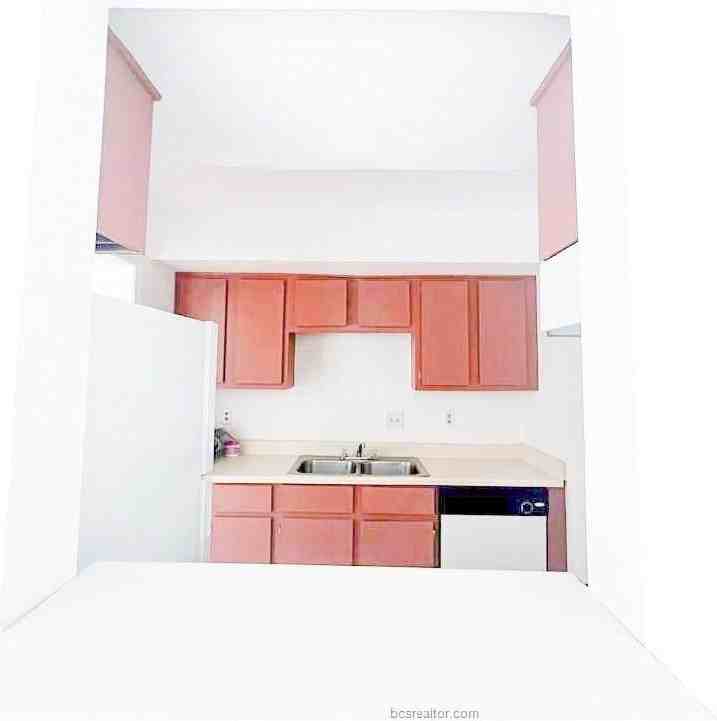 2402 Blanco Dr #A - Photo 6 of 13