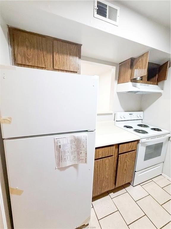 2402 Blanco Dr #B - Photo 6 of 11