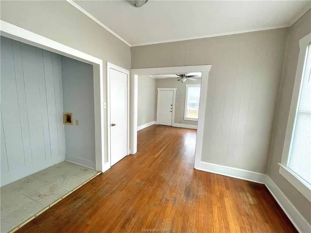 909 Bina St #B - Photo 5 of 19