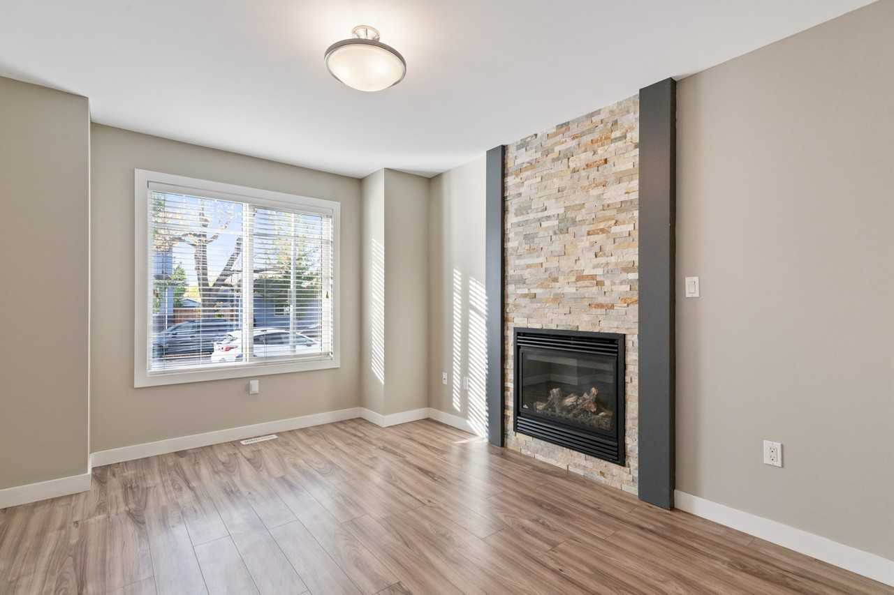 Kingsway Townhome #10106 - Photo 5 of 13