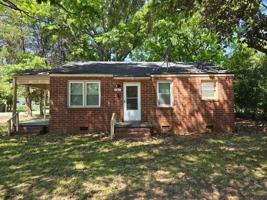 featured image of 2443 S Lumpkin Rd