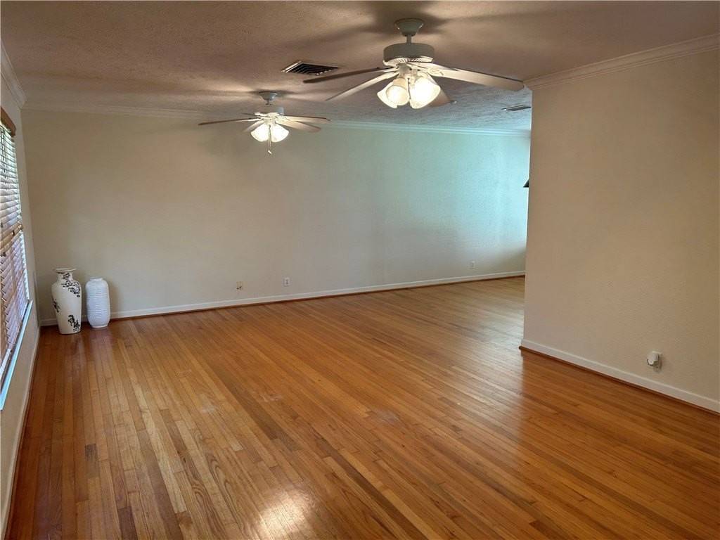 626 Bermuda Pl - Photo 2 of 22