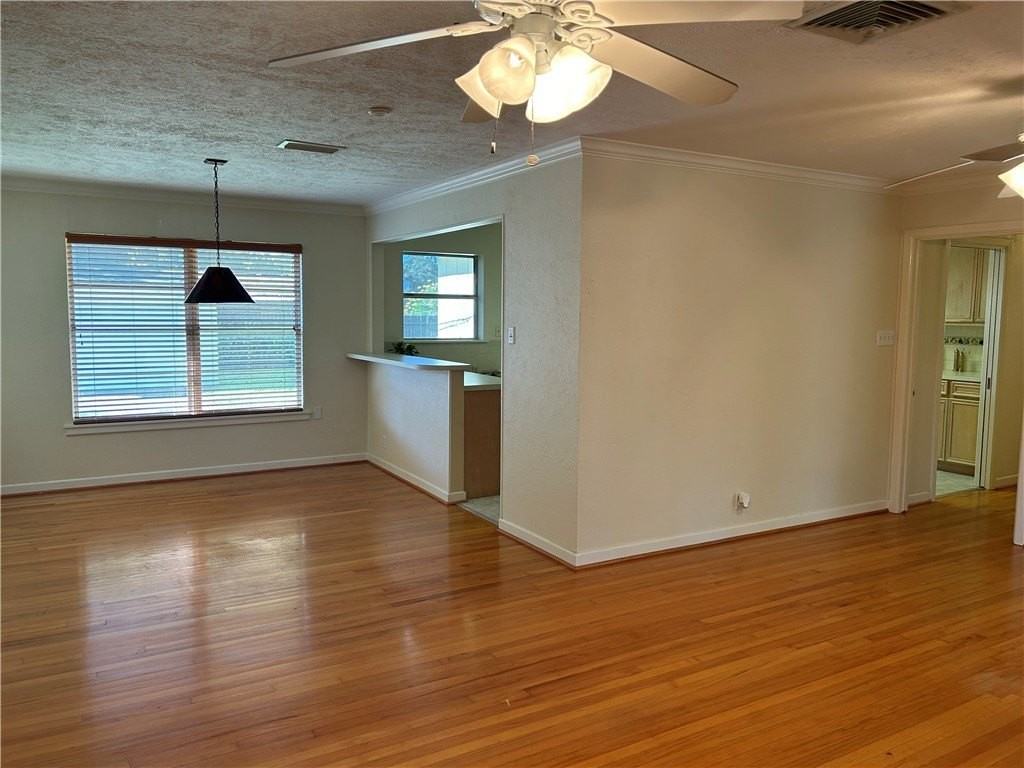 626 Bermuda Pl - Photo 3 of 22