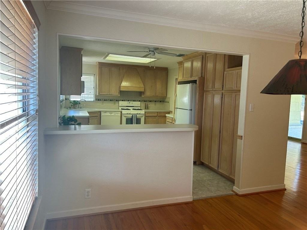 626 Bermuda Pl - Photo 5 of 22