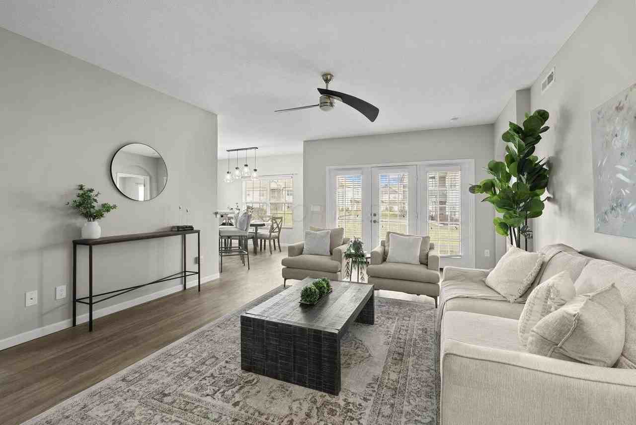 5901 Blackbird Way - Photo 6 of 50