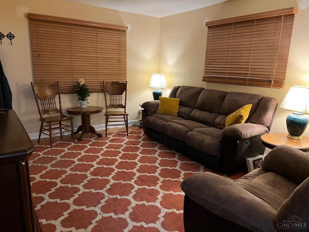 3521 Burke Ave - Photo 6 of 19