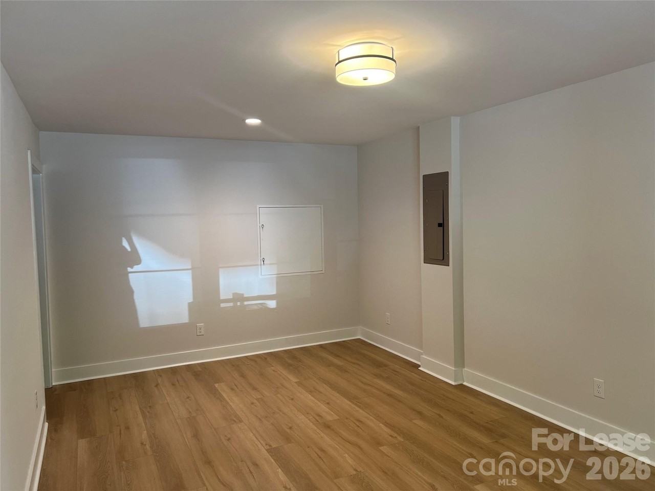 1356 Briar Creek Rd - Photo 5 of 15