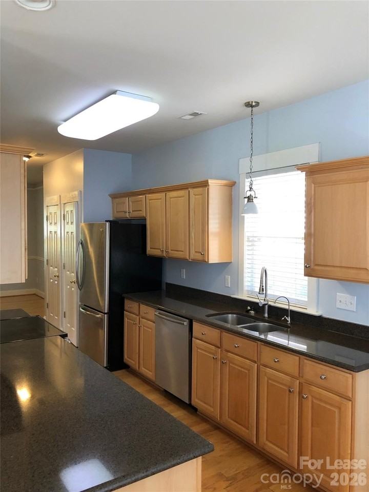 113 Lake Davidson Park - Photo 4 of 17