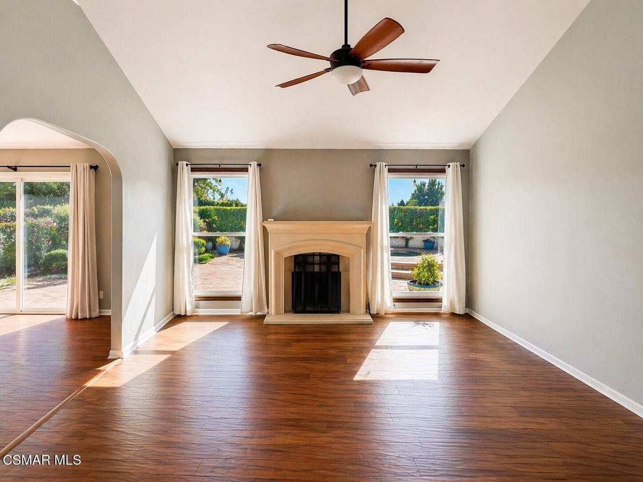 3271 Rosehill Cir - Photo 7 of 35