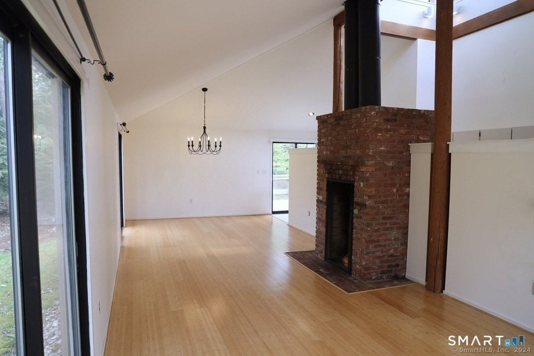 3 Edgewood Cir #3 - Photo 4 of 24