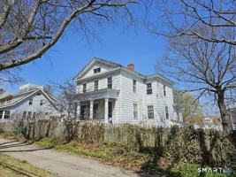 featured image of 19 Howard Ave #1