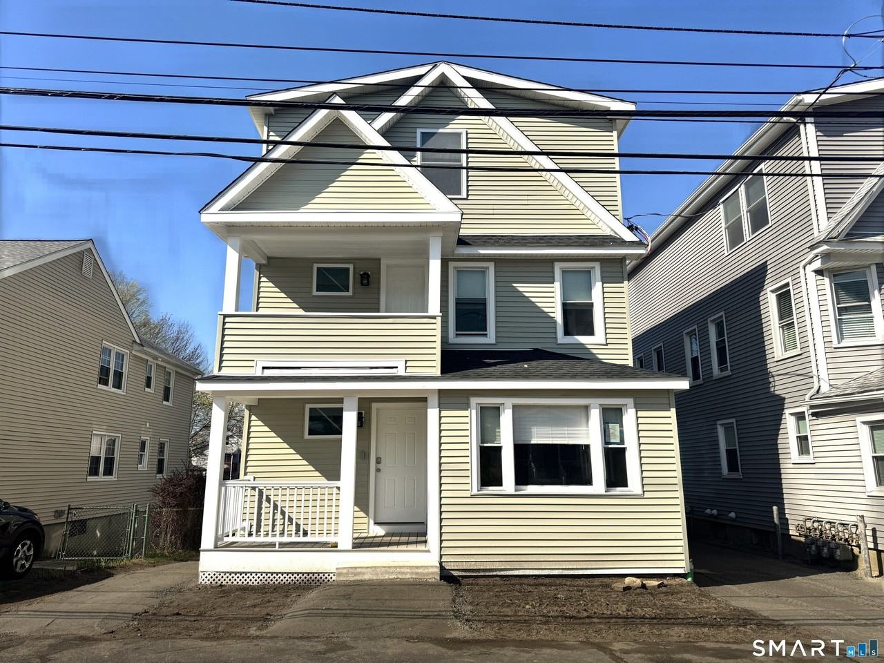 105 Churchill St